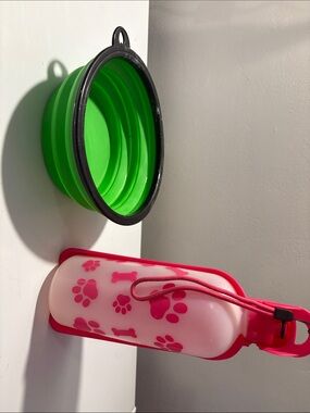 Top Paw Green Collapsible Bowl with Pink Paw-Print Water Bottle